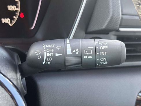 Used 2025 Honda Pilot Touring image 28