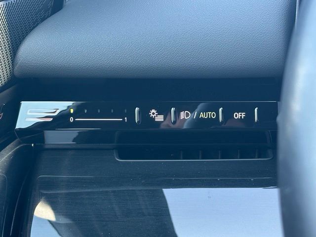 Certified 2024 BMW 530i xDrive w/ M Sport Package AWD/4WD image 18