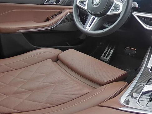 Used 2026 BMW X5 M60i AWD/4WD image 23