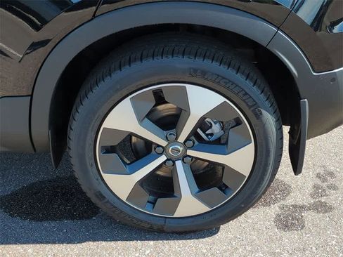 Used 2026 Volvo XC40 B5 Plus w/ Protection Package Premier image 13