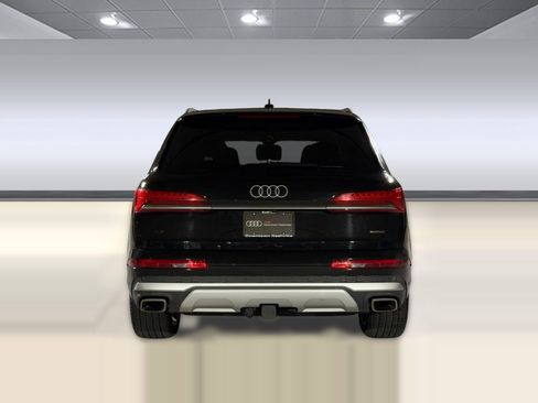 Used 2025 Audi Q7 3.0T Premium Plus w/ Premium Plus Package AWD/4WD image 9