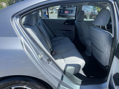 Used 2017 Honda Accord LX image 21