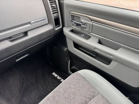 Used 2018 RAM 1500 Big Horn AWD/4WD image 23