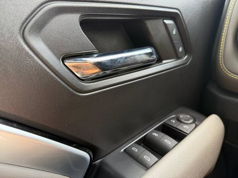 Used 2024 Chevrolet Colorado ZR2 w/ Technology Package AWD/4WD image 28