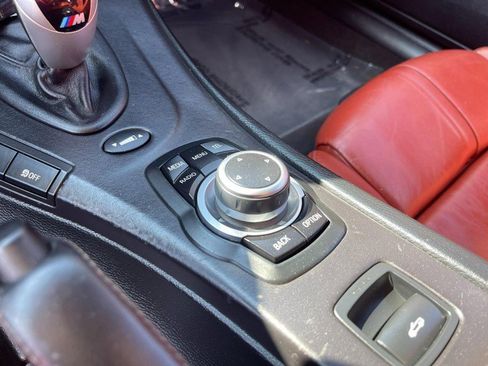 Used 2013 BMW M3 Convertible image 38