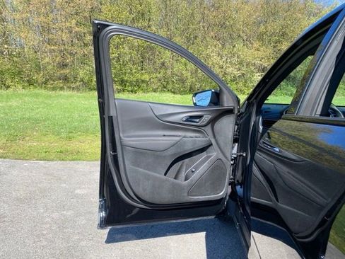 Certified 2024 Chevrolet Equinox RS image 12