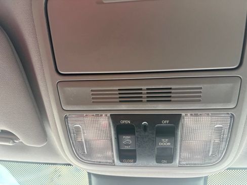 Used 2022 Honda Odyssey EX-L image 37