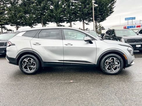 Certified 2024 Kia Sportage LX image 7