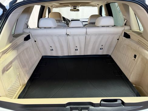 Used 2014 BMW X5 xDrive50i image 19