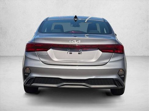 Used 2023 Kia Forte LXS FWD image 7