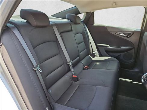 Used 2024 Chevrolet Malibu LT FWD image 19