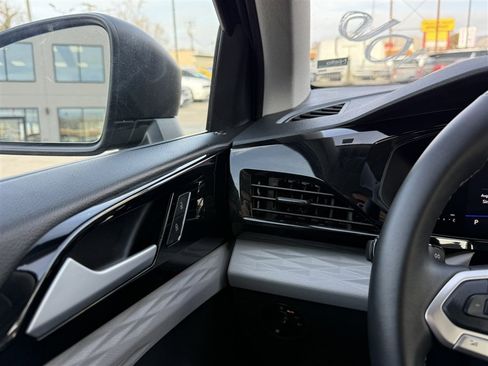 Used 2024 Volkswagen Taos S image 27