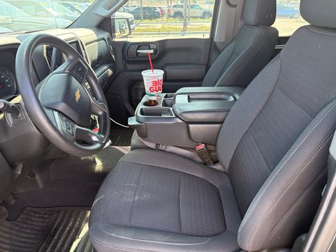 Used 2022 Chevrolet Silverado 1500 Custom w/ LPO, Dark Essentials Package RWD image 5