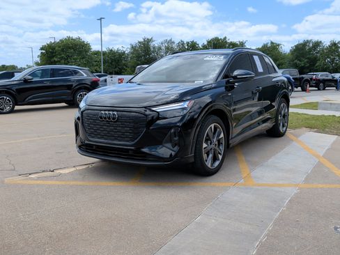 Certified 2024 Audi Q4 e-tron Premium Plus w/ Premium Plus AWD/4WD image 5