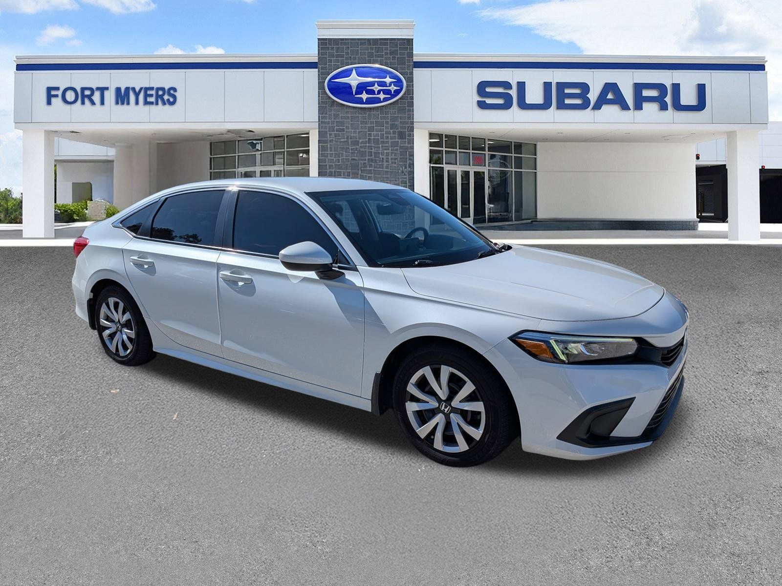 Used 2022 Honda Civic LX image 2