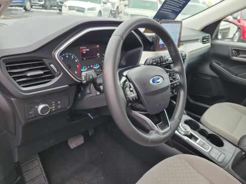 Certified 2022 Ford Escape SE w/ Convenience Package image 7