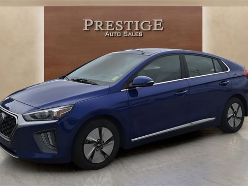 Used 2022 Hyundai Ioniq SE image 47