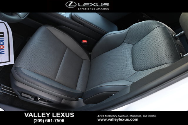 Certified 2026 Lexus RZ 450e AWD w/ Accessory Package (Z2) image 14