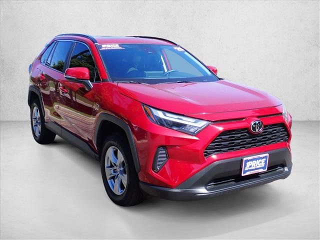 Certified 2025 Toyota RAV4 XLE w/ Convenience Package FWD image 6