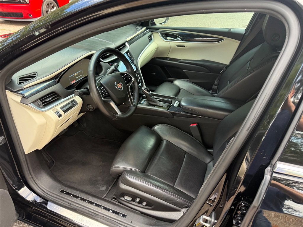 Used 2015 Cadillac XTS Platinum AWD/4WD image 10