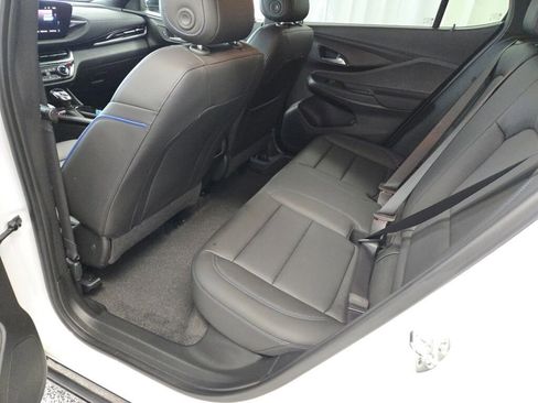 Used 2025 Buick Envista Sport Touring w/ Convenience I Package image 19