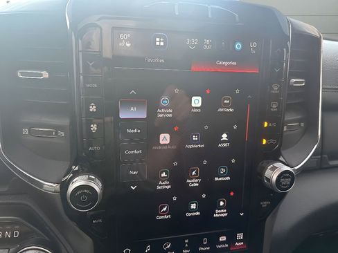 Used 2024 RAM 1500 Laramie image 21