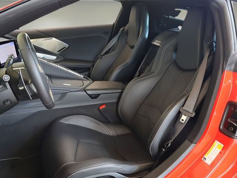 Used 2023 Chevrolet Corvette Stingray Preferred Cpe image 12