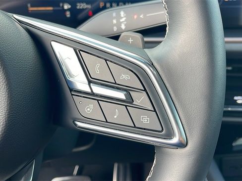 Used 2025 Buick Envision Sport Touring image 23