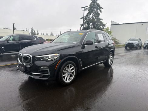 Used 2020 BMW X5 xDrive40i w/ Premium Package AWD/4WD image 2