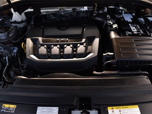 Certified 2024 Volkswagen Tiguan S image 24