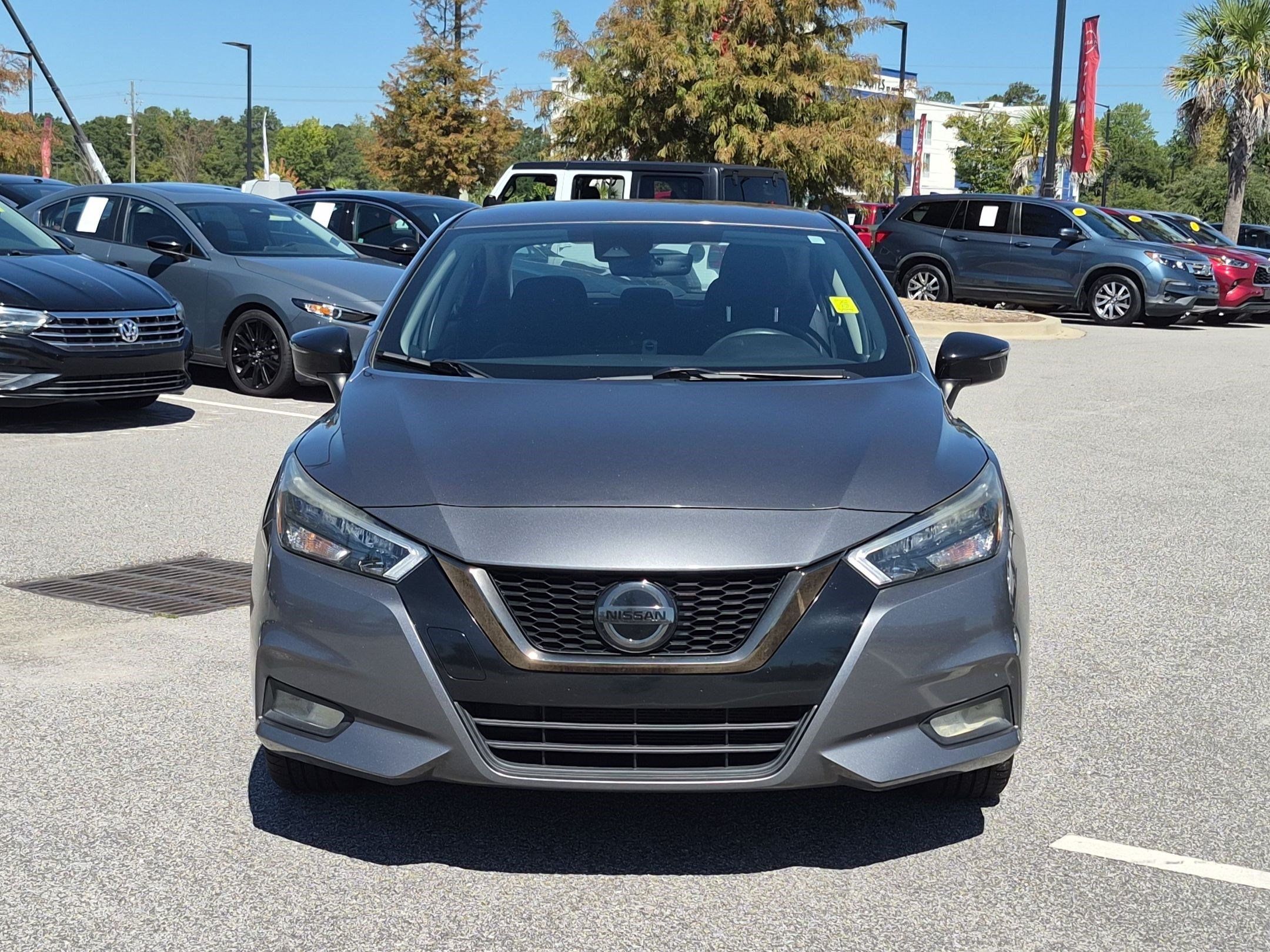 Certified 2020 Nissan Versa SR w/ Electronics Package FWD image 9