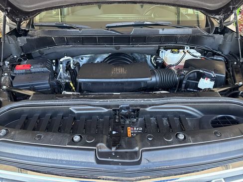 Used 2023 Chevrolet Silverado 1500 LTZ w/ LTZ Premium Package AWD/4WD image 32