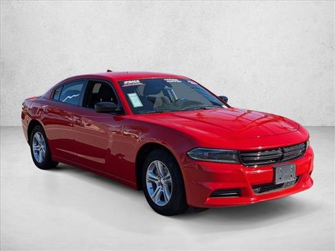 Used 2023 Dodge Charger SXT image 3
