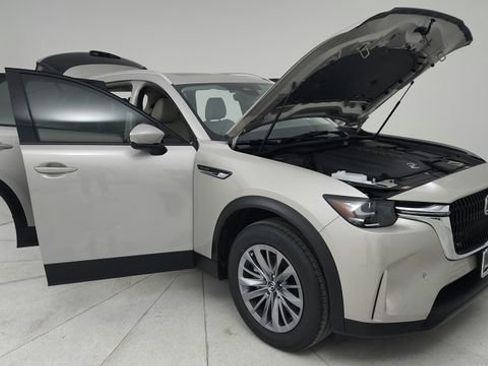 Used 2025 MAZDA CX-90 3.3 Turbo w/ Preferred Package AWD/4WD image 15