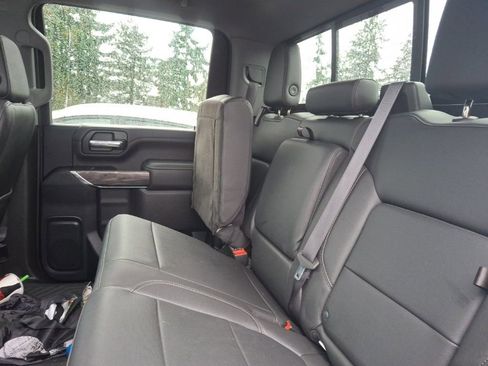 Used 2021 Chevrolet Silverado 2500 LTZ image 12