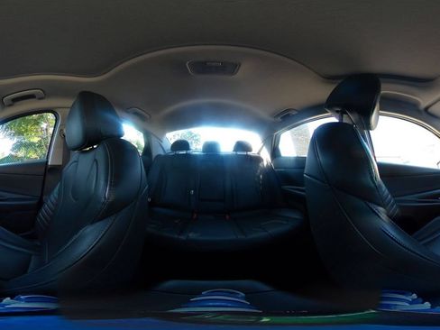Used 2025 Hyundai Elantra Limited FWD image 43