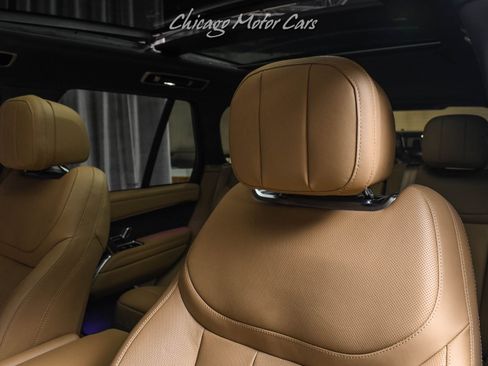 Used 2025 Land Rover Range Rover SE AWD/4WD image 21