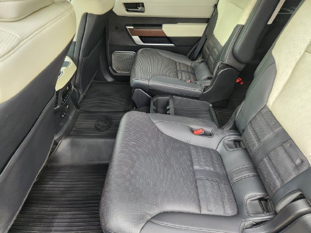 Used 2023 Toyota Sequoia Capstone AWD/4WD image 30
