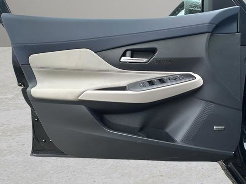New 2026 Nissan Sentra SL FWD image 15