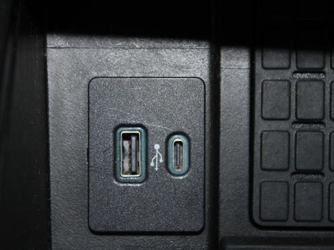 Used 2024 Ford Expedition Limited RWD image 46