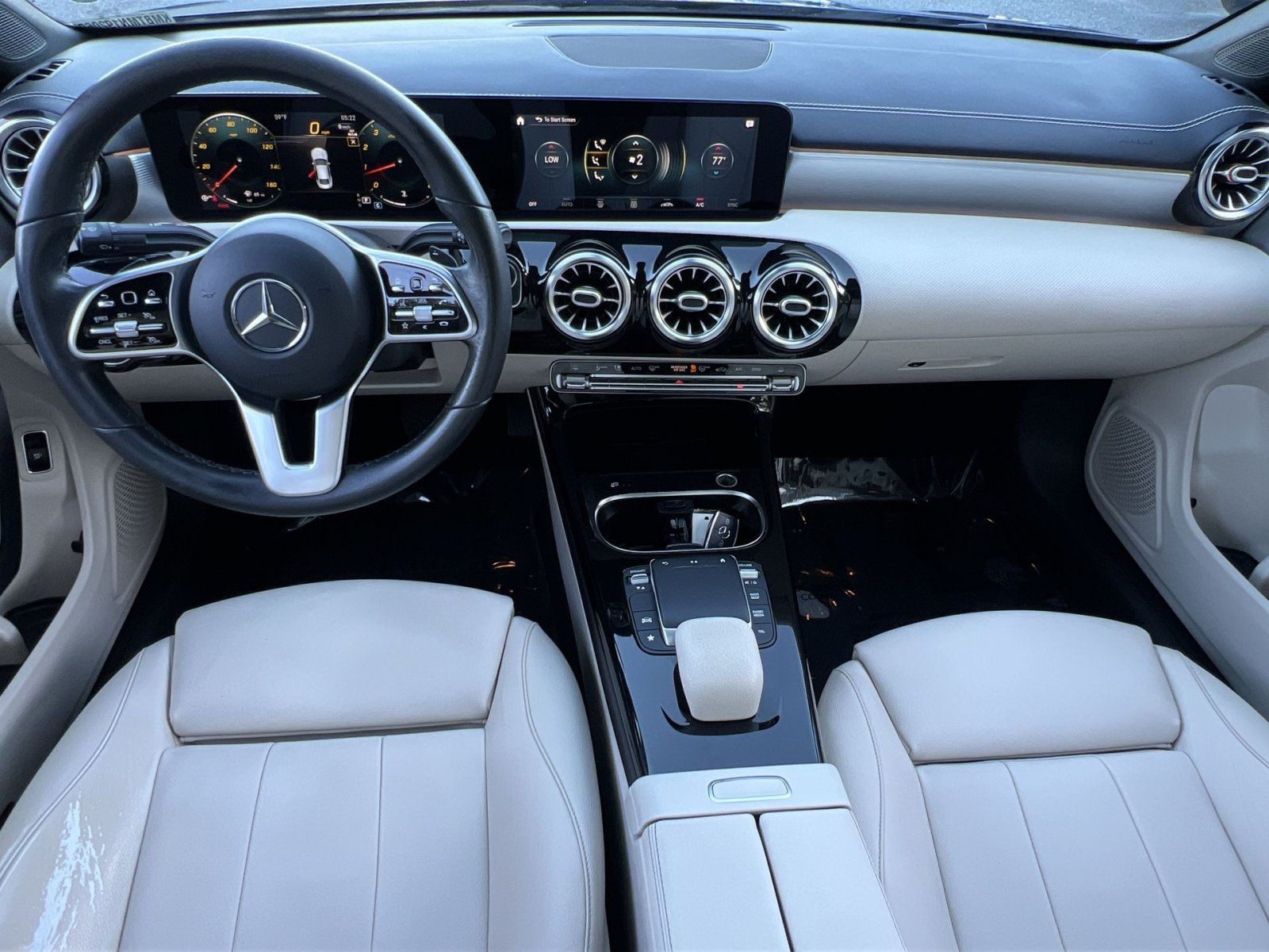 Used 2021 Mercedes-Benz CLA 250 image 28