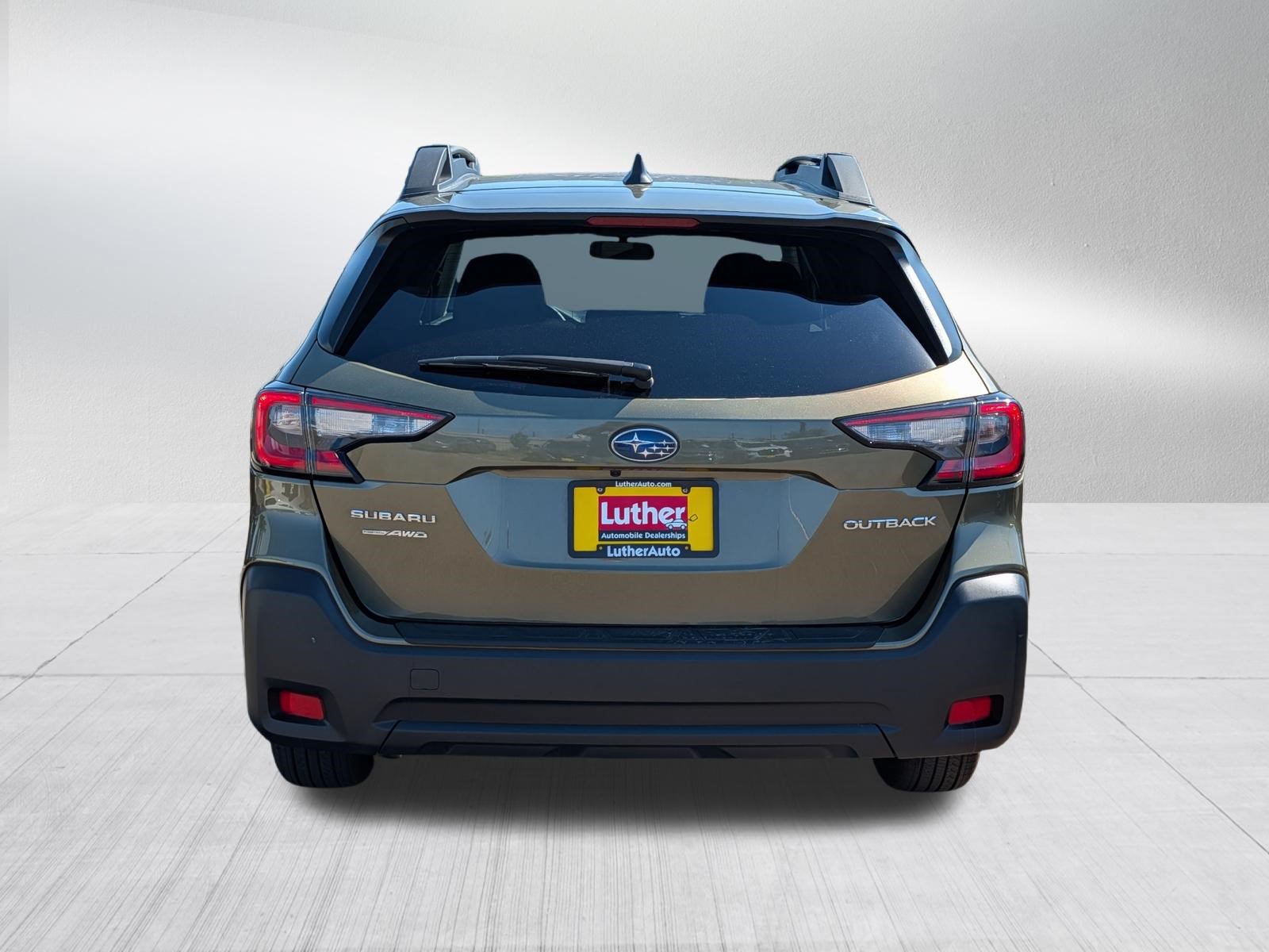 Certified 2025 Subaru Outback Premium AWD/4WD image 6