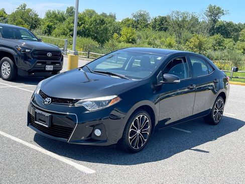 Used 2016 Toyota Corolla S FWD image 13
