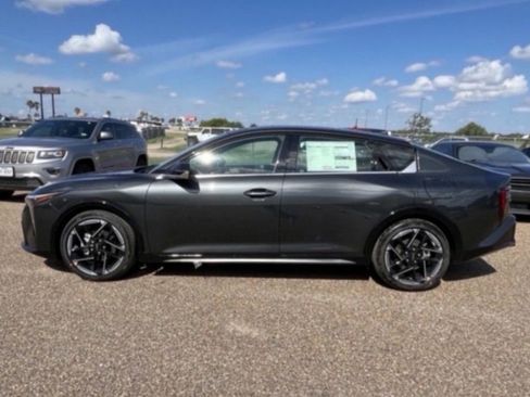 New 2025 Kia K4 GT-Line w/ GT-Line Premium Package FWD image 4
