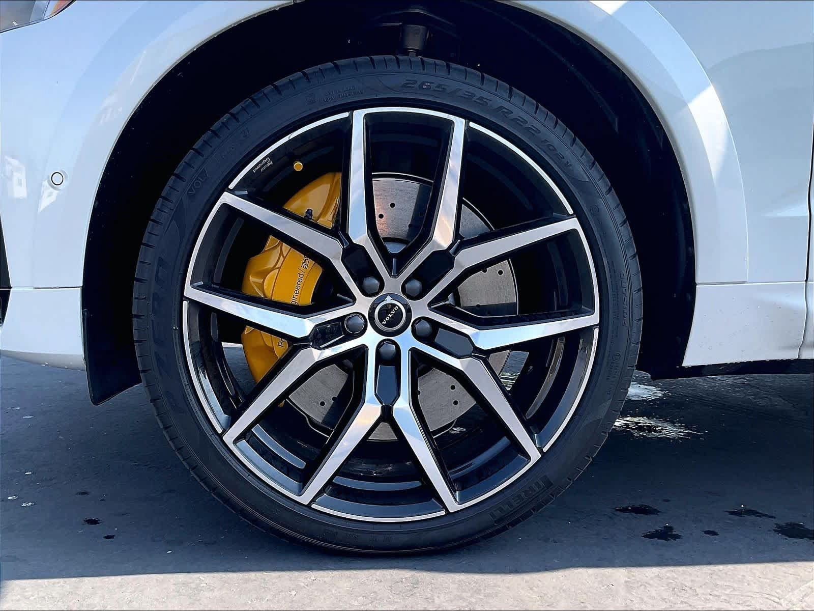 New 2026 Volvo XC60 T8 Polestar w/ Protection Package Premier AWD/4WD image 14