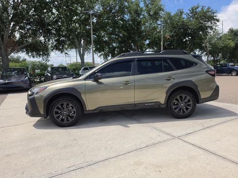 Used 2025 Subaru Outback Onyx Edition AWD/4WD image 5