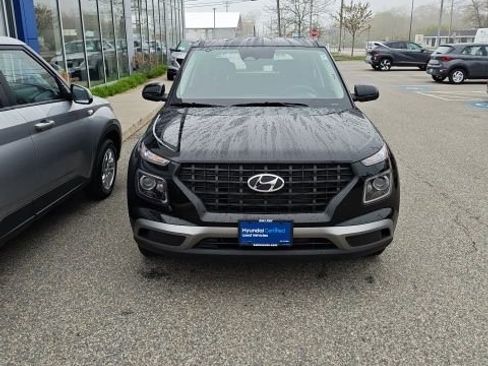 Certified 2026 Hyundai Venue SE FWD image 14