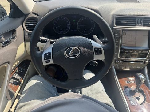 Used 2011 Lexus IS 350 AWD w/ Luxury Plus Value Edition image 15
