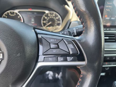 Used 2023 Nissan Altima 2.5 SR FWD image 20