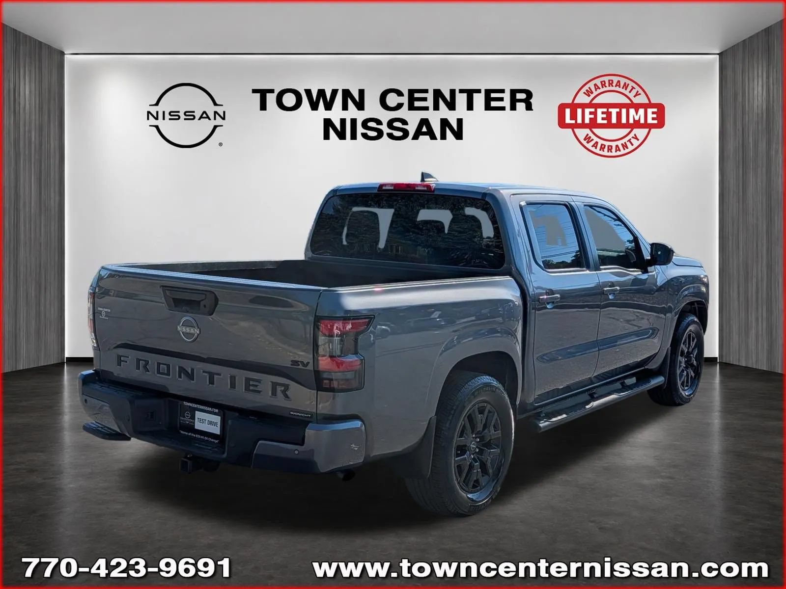 Used 2023 Nissan Frontier SV w/ Midnight Edition Package RWD image 7